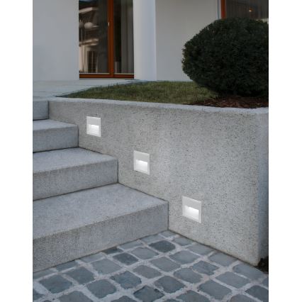 Eglo - Lámpara nocturna LED de orientación exterior 1xLED/3,7W/230V IP65