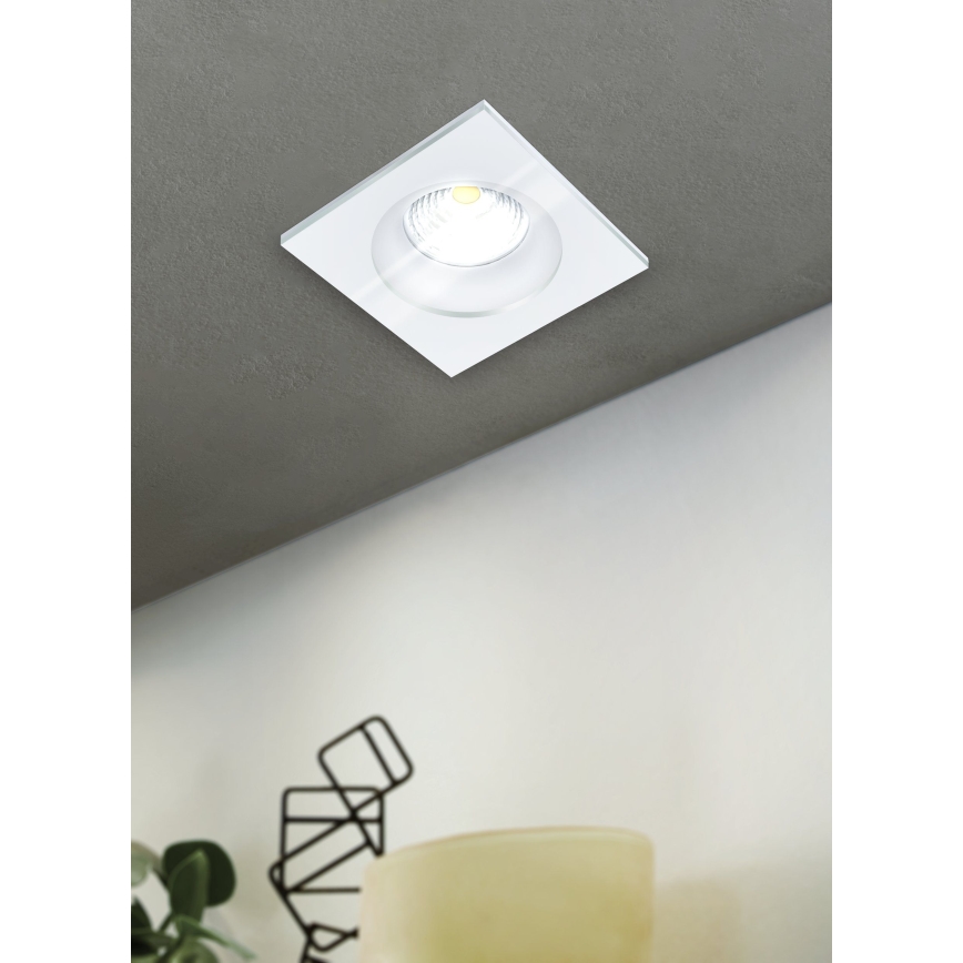 Eglo - Lámpara empotrada LED para baños LED/6W/230V IP44