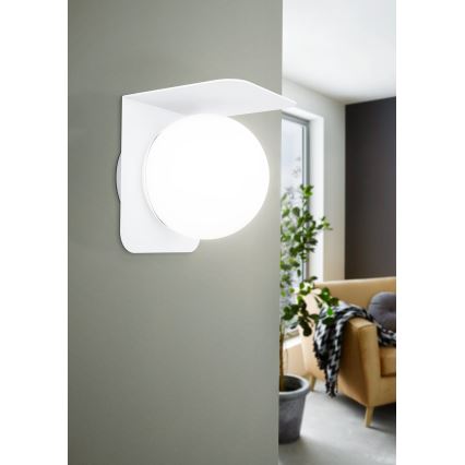 Eglo - Aplique de exterior 1xE27/15W/230V IP44 blanco