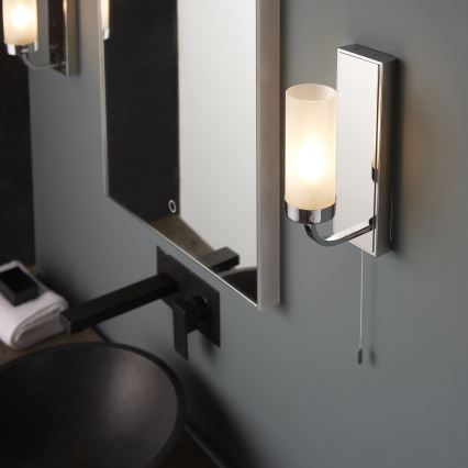 Endon 92960 - Aplique de pared para baño EDREA 1xG9/3W/230V IP44 cromo brillante