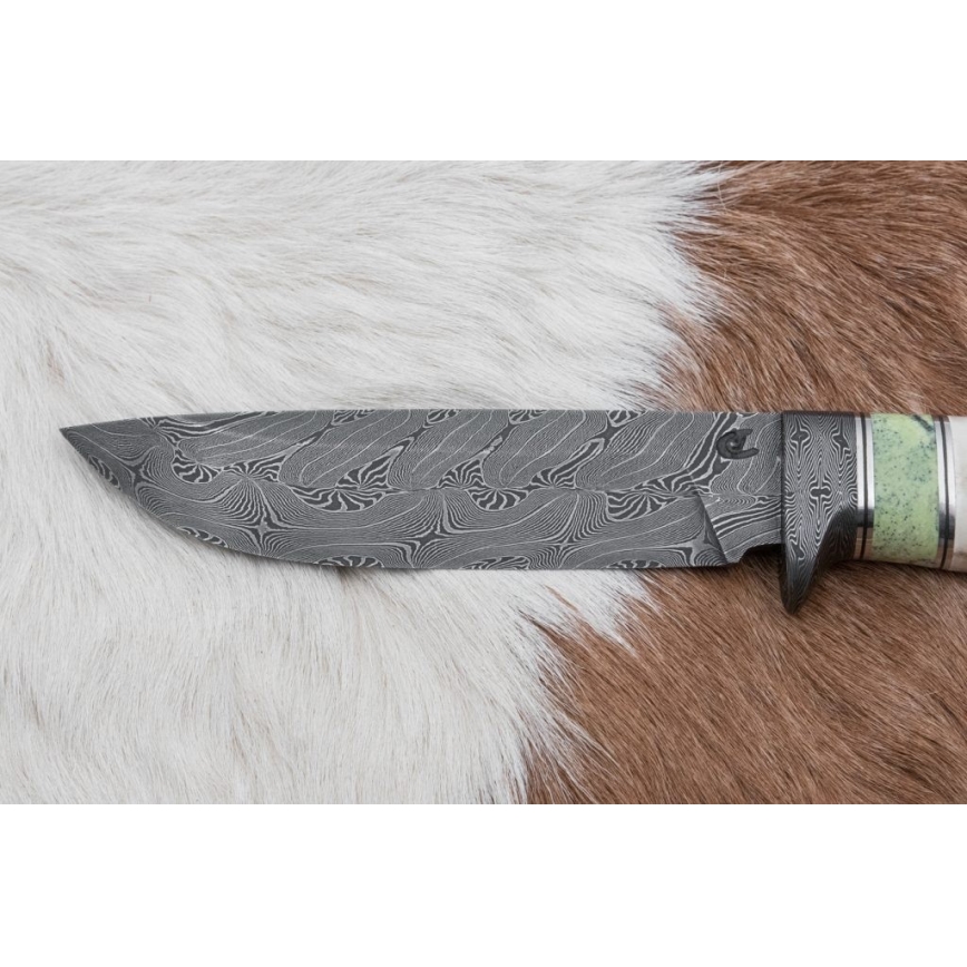 Exclusivo cuchillo Damasco 13 cm serpentinita/cornamenta de reno