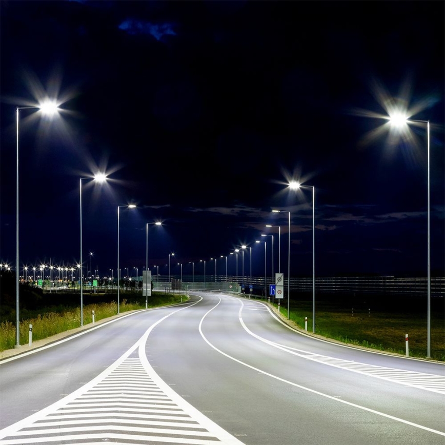Farola LED con sensor crepuscular SAMSUNG CHIP LED/100W/230V 4000K IP65 gris