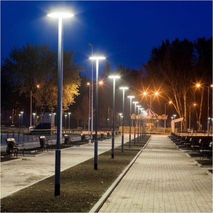 Farola solar LED con sensor SOLSUMI LED/25W/3,2V IP54 25000 mAh + control remoto