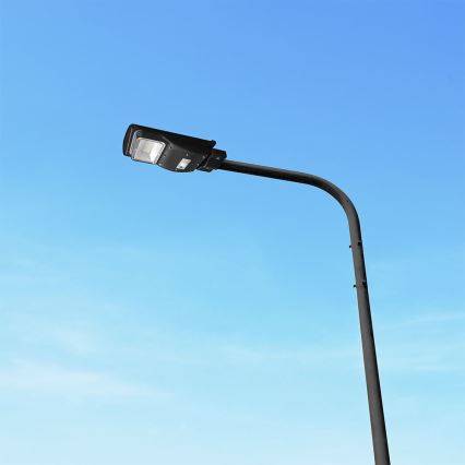 Farola solar LED regulable con sensor de movimiento y crepuscular LED/6W/3,2V 6000K IP65 5000 mAh negro + mando a distancia