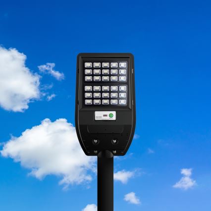 Farola solar LED VIA 50W/5000 mAh 3,2V 6000K IP65 + mando a distancia