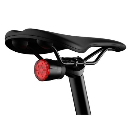 Fenix BC06R - LED Luz de bicicleta regulable y recargable LED/USB IP66 90 lm 24,5 h 560 mAh
