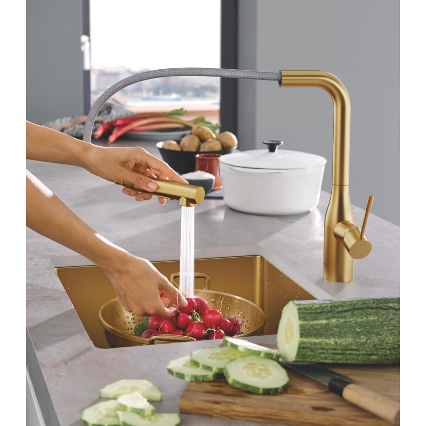 GROHE 30270GN0 - Grifo ESSENCE para fregadero, acabado dorado