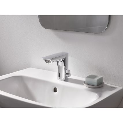 GROHE 36451000 - Grifo electrónico para lavabo BAU COSMOPOLITAN E, cromo brillante
