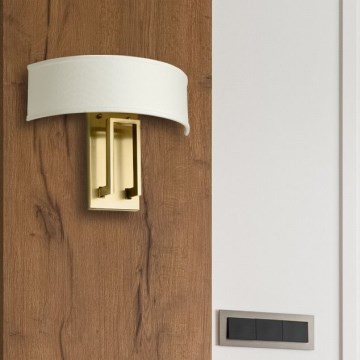 Hinkley - Aplique de pared HAMPTON 2xE14/40W/230V dorado