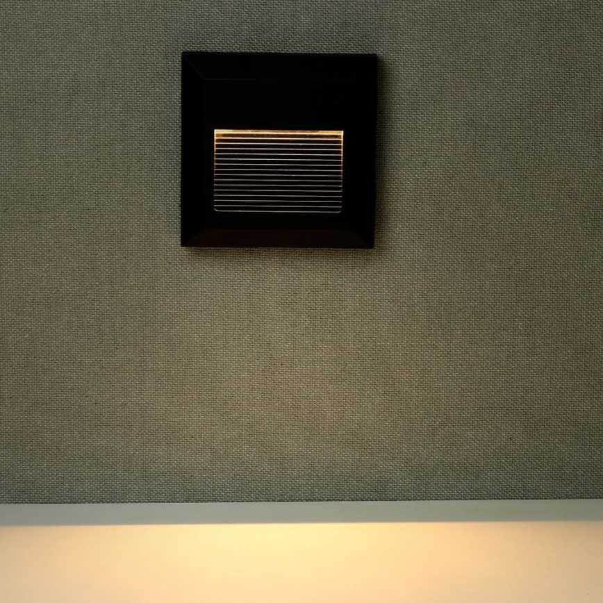 Iluminación de escalera LED exterior LED/2W/230V IP65 3000K negro