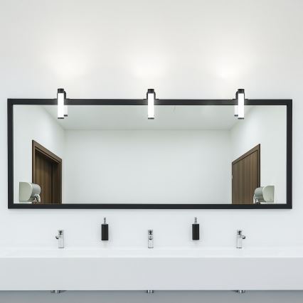 Iluminación LED para espejo de baño APA MINI/4W/230V IP44 negro