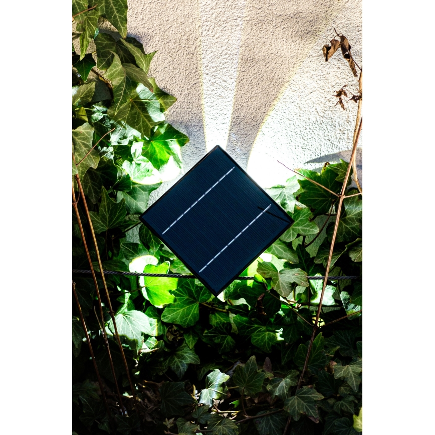 Aplique LED solar con sensor LED/2W/5V IP54 1300 mAh