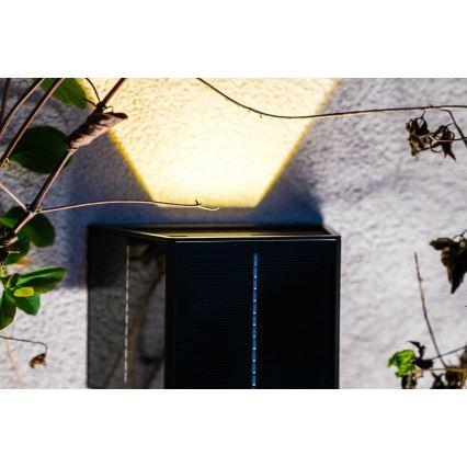 Lámpara de pared solar LED con sensor LED/2W/5V IP54 1300 mAh