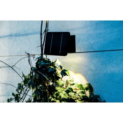 Aplique LED solar con sensor LED/2W/5V IP54 1300 mAh