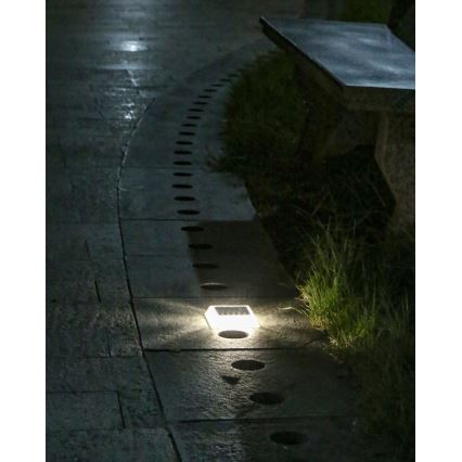 Iluminación solar LED para exterior con sensor LED/0,03W/1,2V IP54 800 mAh