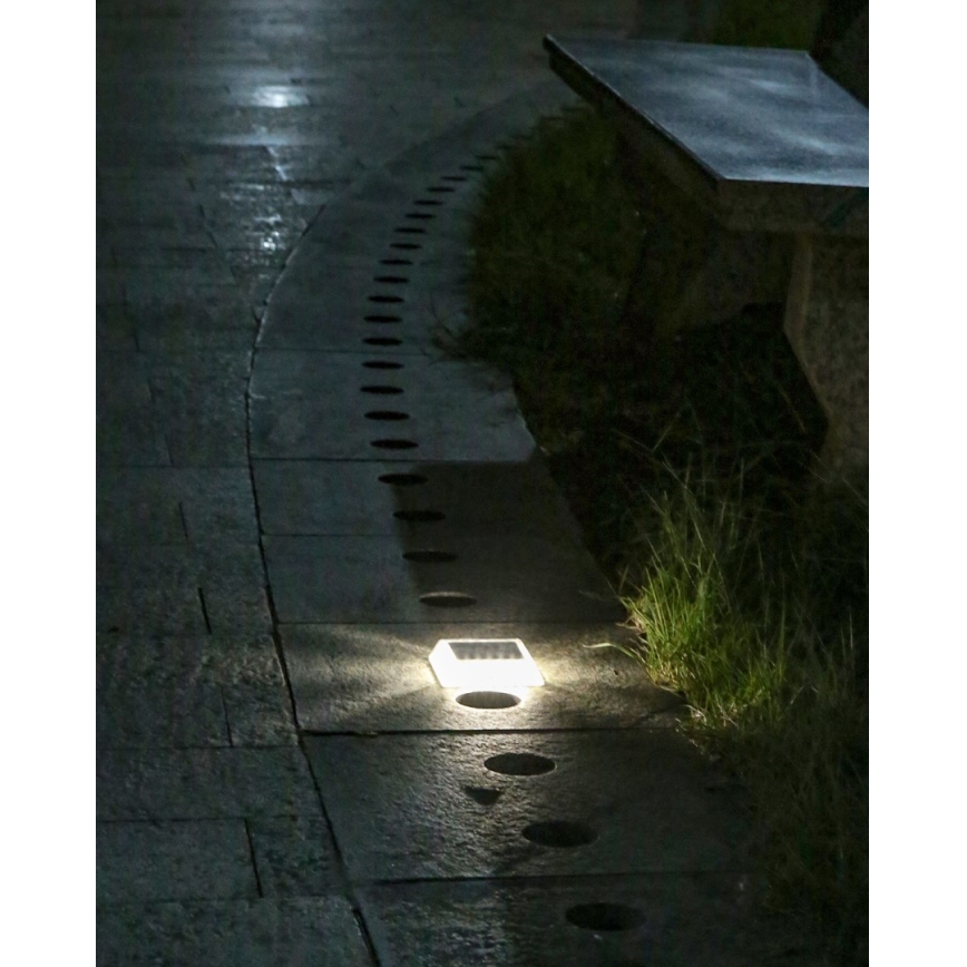 Iluminación solar LED exterior con sensor LED/0,03W/1,2V IP54 800 mAh