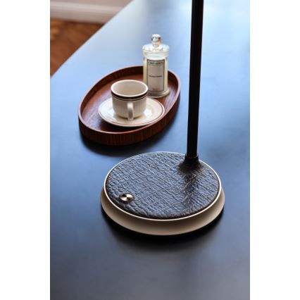 Lámpara de mesa LED regulable con cargador inalámbrico FINCH LED/9W/12/230V gris/cromo brillante