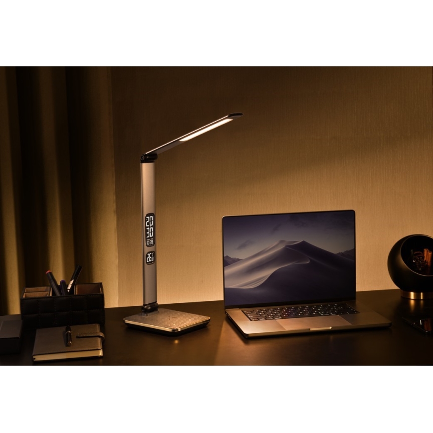 Lámpara de escritorio LED regulable LED/8,5W/230V con carga inalámbrica, plateada