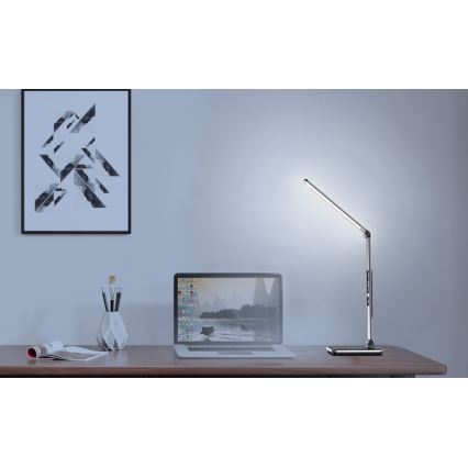 Lámpara de escritorio LED regulable LED/8,5W/230V con carga inalámbrica, plateada