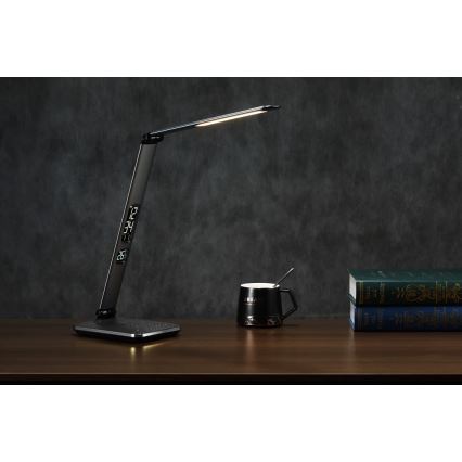 Lámpara de escritorio LED regulable LED/8,5W/230V con carga inalámbrica, plateada