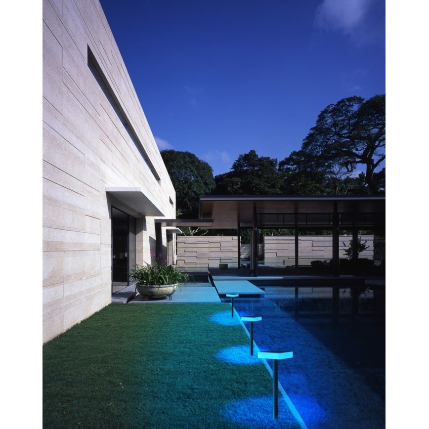 Immax NEO 07911L - Lámpara solar LED RGB regulable con sensor NEO LITE LED/1W/5V angular IP54 Tuya 1300 mAh