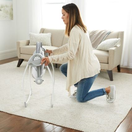 Ingenio - Columpio infantil con melodía CUDDLE LAMB 4xLR14