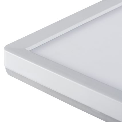 Plafón LED de baño AZPO LED/12,3W/230V IP54 blanco