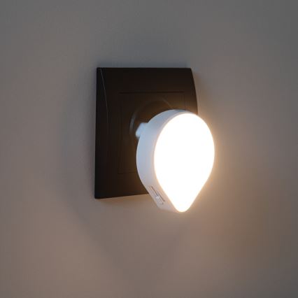 Kanlux 37396 - Luz de orientación LED regulable con sensor crepuscular para enchufe ULOV LED/0,5W/230V blanco