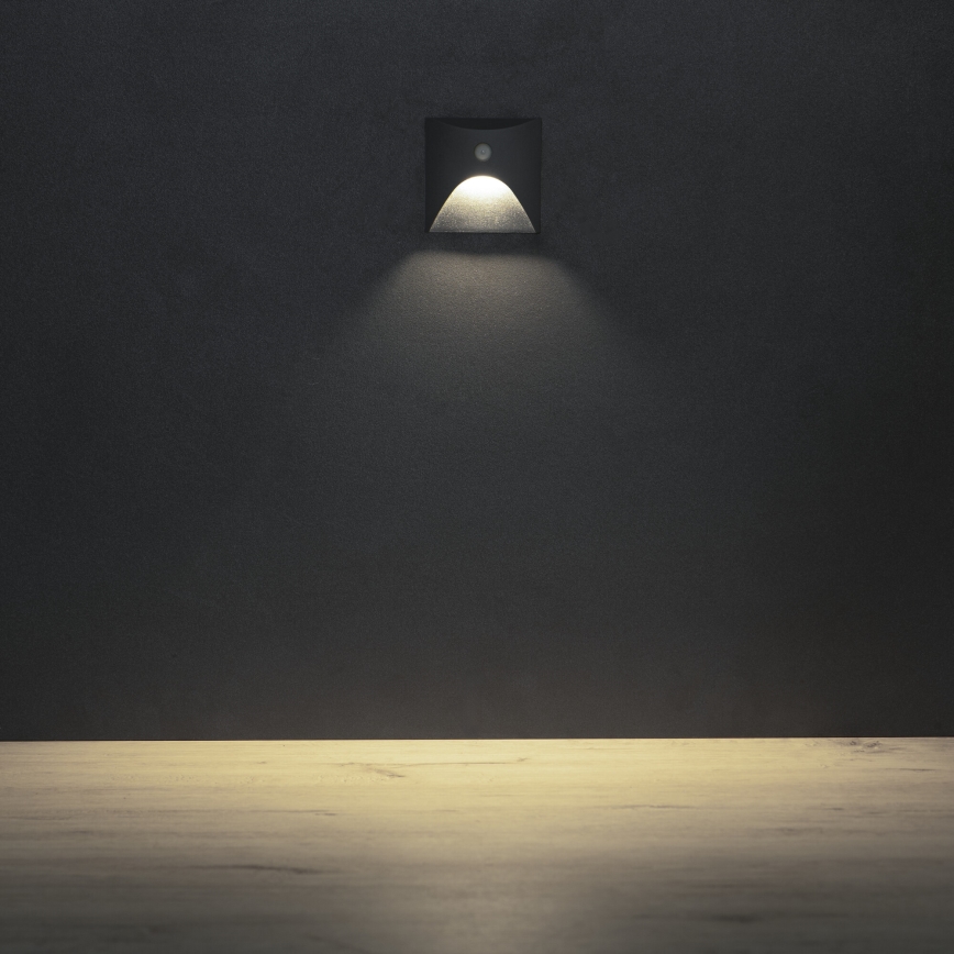 Luminaria LED para escalera con sensor de movimiento y de crepúsculo EXIN LED/2,5W/230V 4000K IP65 antracita, cuadrada