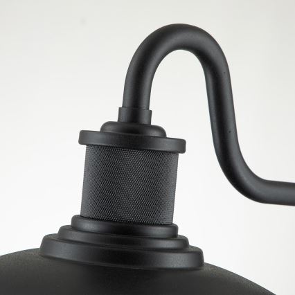 Kichler - Lámpara de exterior ALLENBURY 1xE27/40W/230V IP44