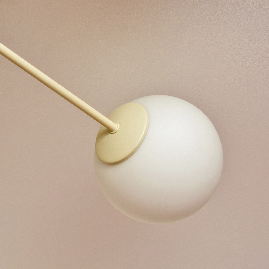 Lámpara de techo de montaje en superficie MOON 4xE27/15W/230V crema