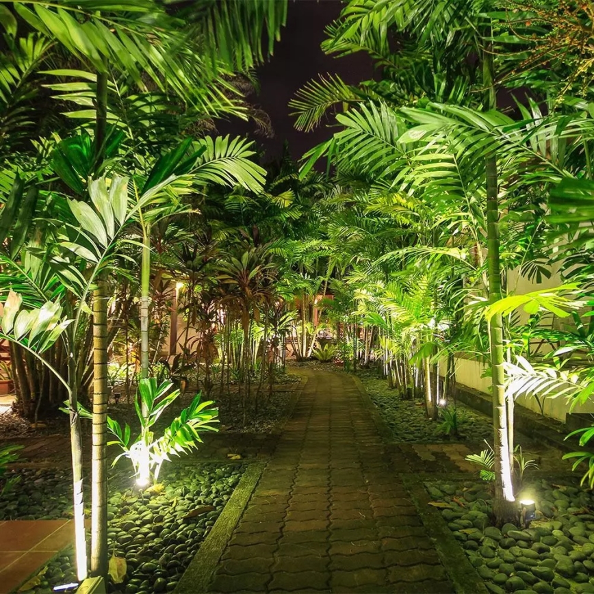 Lámpara exterior 1xGU10/35W/230V IP44