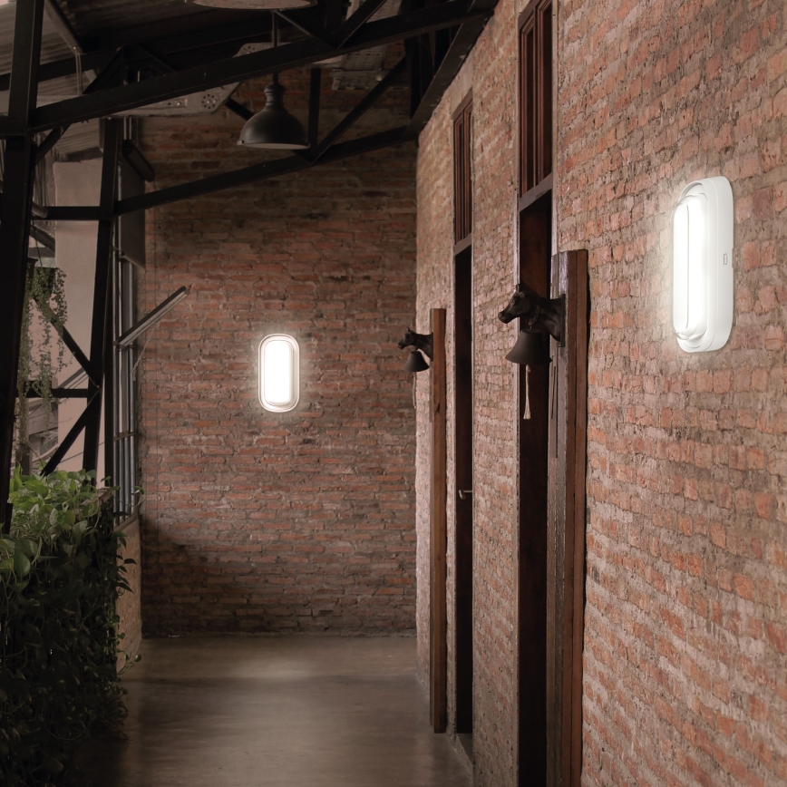 Aplique LED de baño PASTILO LED/15W/230V 2700/4000/6000K IK10 IP54 blanco ovalado