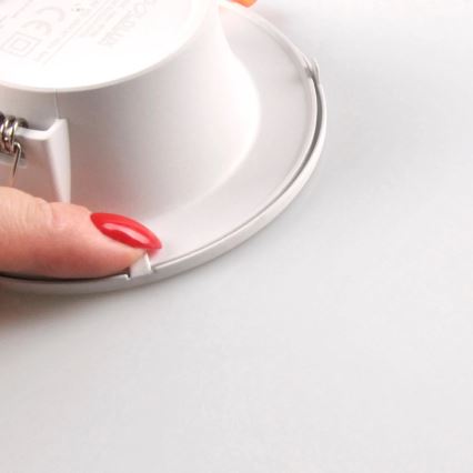 Lámpara empotrada LED ZOE LED/4,8W/230V blanca
