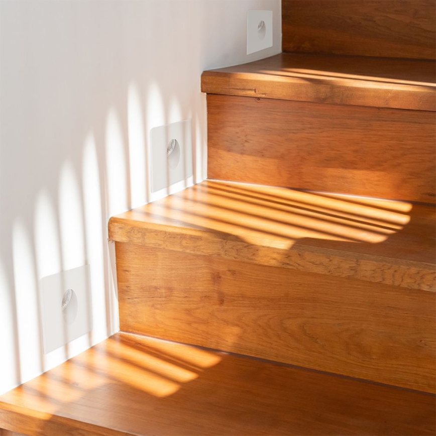 Lámpara LED para escaleras LED/3W/230V 3000K blanco