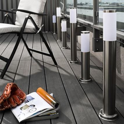 Lámpara exterior LED regulable LIVIA 1xE27/6W/230V 2700-6500K Wi-Fi 100 cm IP44 plateada