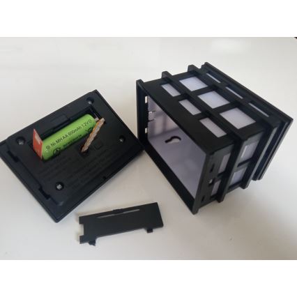 Lámpara solar de pared LED con sensor crepuscular LED/1,2V 600 mAh IP44