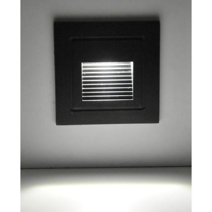 LED Iluminación de escaleras exterior Q6 LED/3W/230V IP44