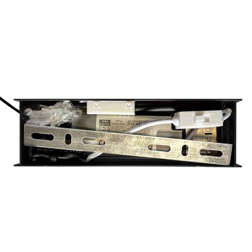 LED Lámpara colgante con cable LINEA LED/36W/230V 3000/4000/5700K CRI 90 negra