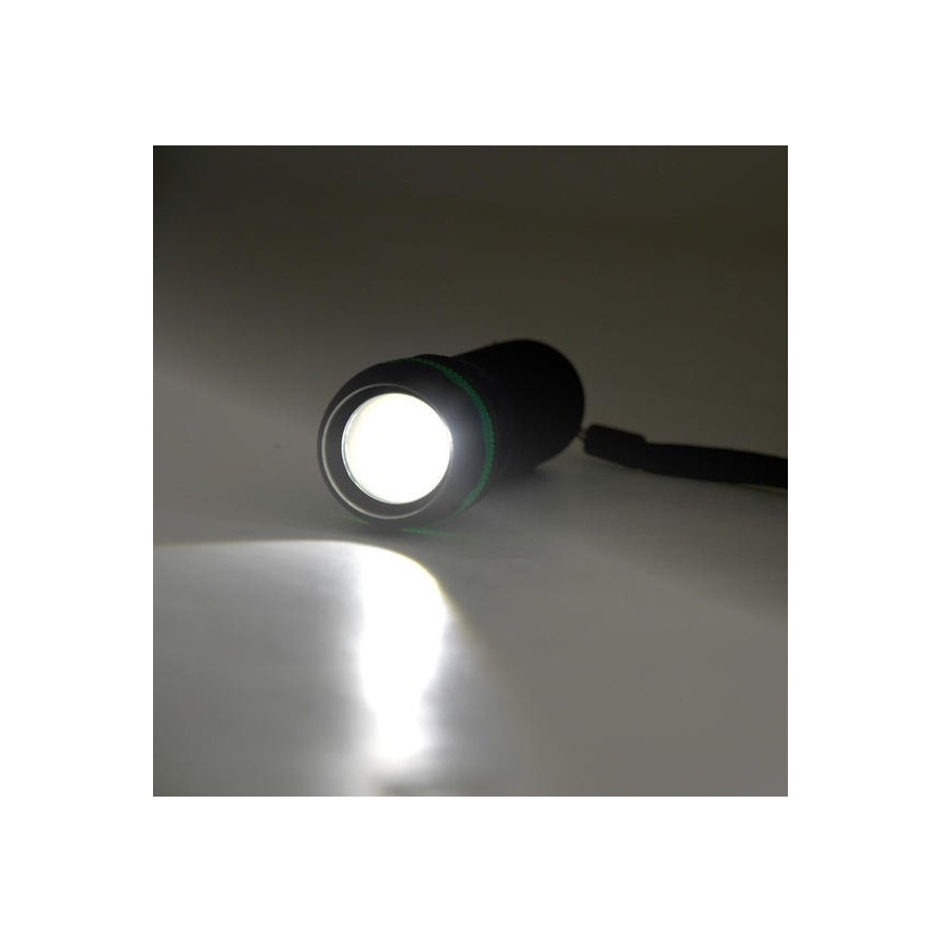 LED Linterna de bolsillo LED/3xAAA 50lm