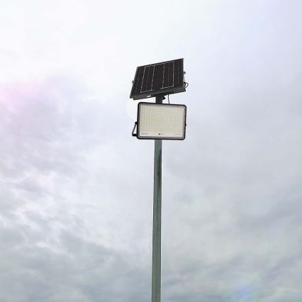 LED Proyector solar de exterior LED/30W/3,2V 6400K negro IP65 20000 mAh + control remoto