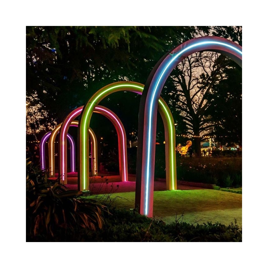LED RGB Regulable solar Cinta LED/1,2W/3,7V IP67 5m + control remoto