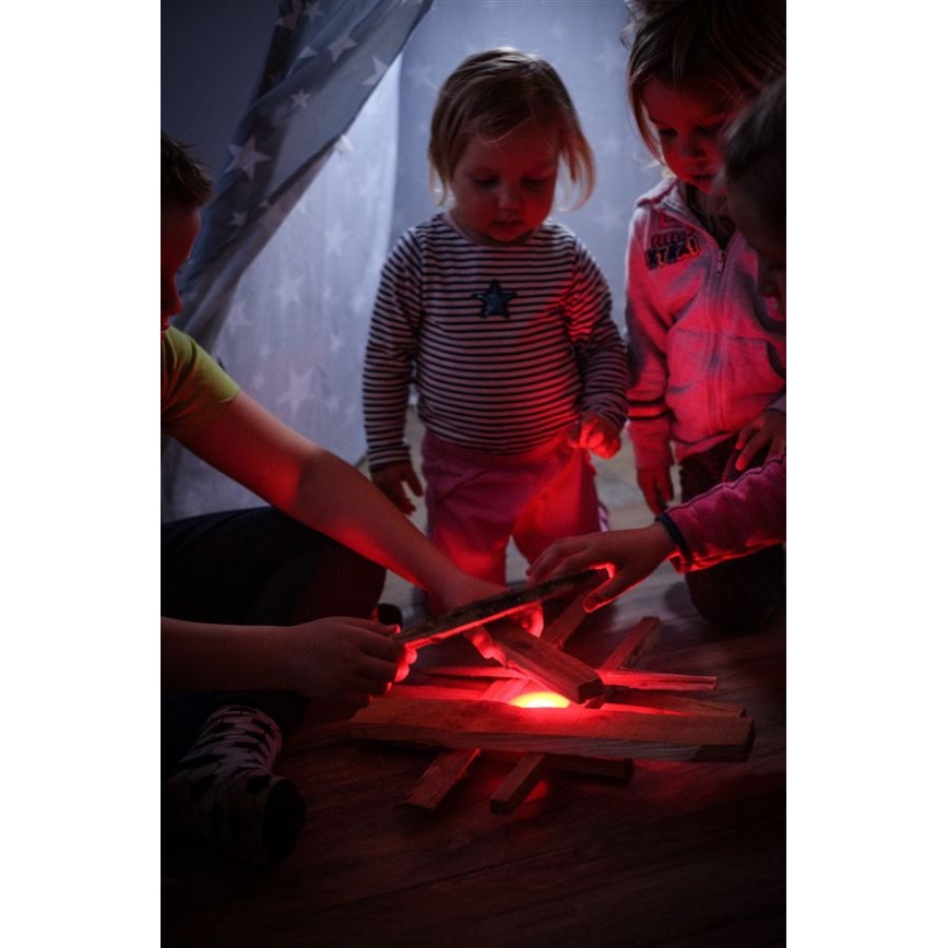 Ledlenser KIDCAMP6 DINO - Lámpara portátil LED regulable, 3x AAA, IP44, verde