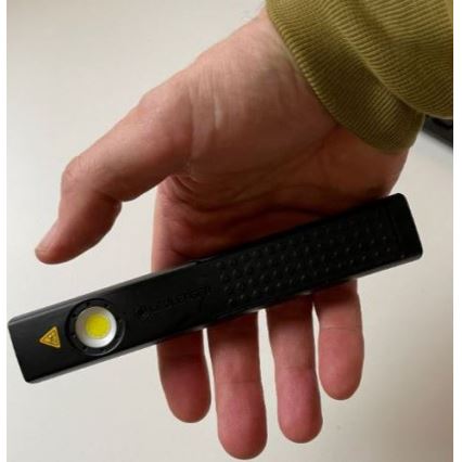 Ledlenser W4R - Linterna de trabajo recargable LED regulable, batería 760 mAh, IP54, 220 lm