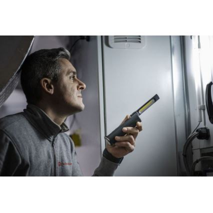 Ledlenser W6R - Linterna de trabajo recargable LED regulable/2500 mAh IP54 500 lm 10 h