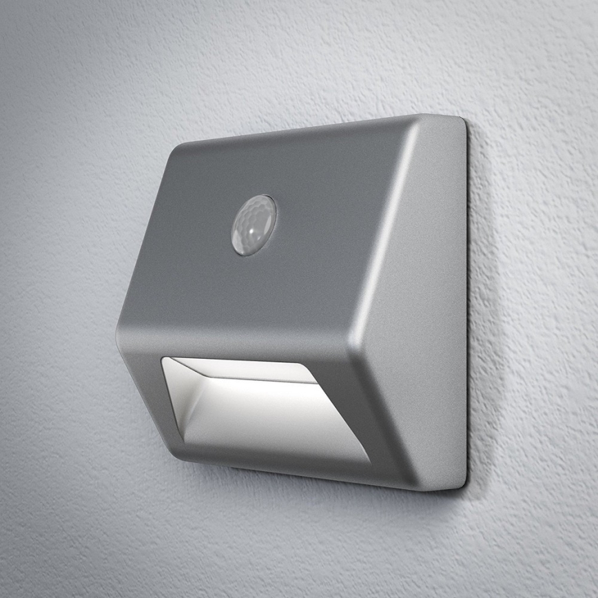 Ledvance - Lámpara LED para escaleras con sensor NIGHTLUX LED/0,25W/3×AAA IP54