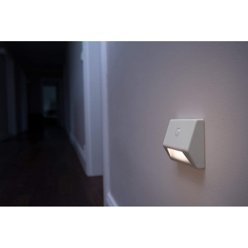Ledvance - Lámpara LED para escaleras con sensor NIGHTLUX LED/0,25W/3×AAA IP54