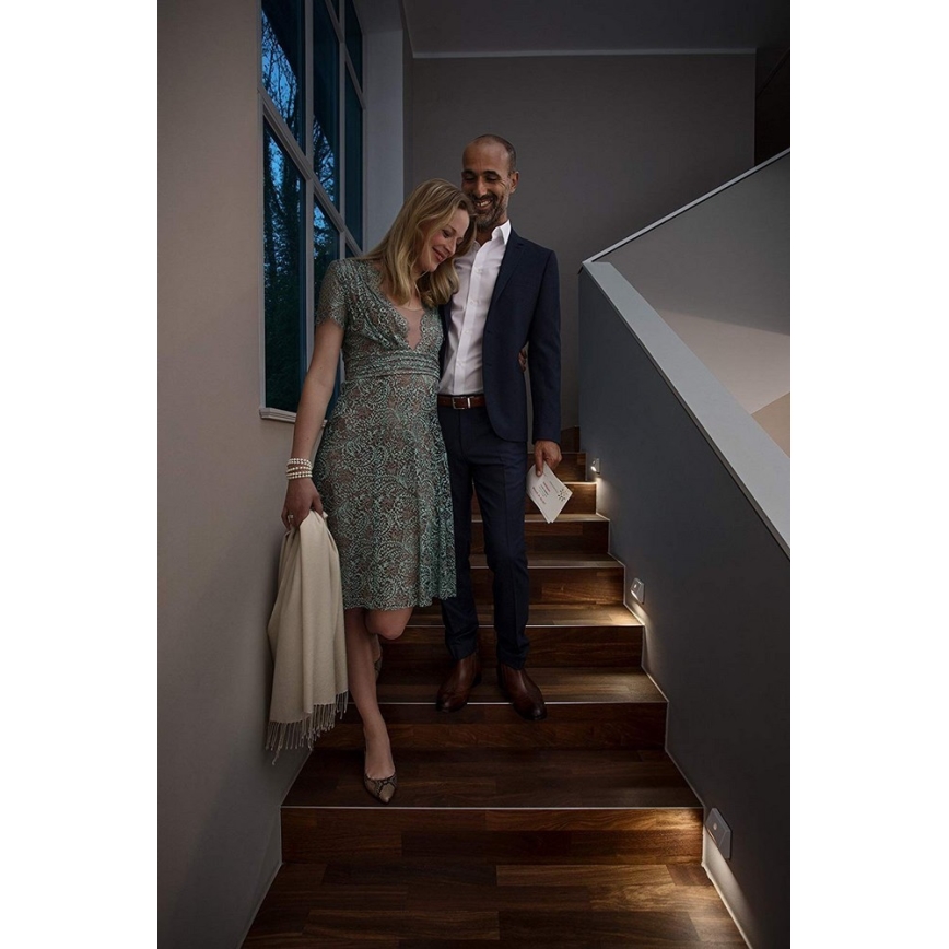 Ledvance - Lámpara LED para escaleras con sensor NIGHTLUX LED/0,25W/3×AAA IP54