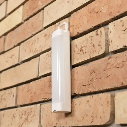 Ledvance - Luz de orientación LED regulable LINEAR LED/6,9W/5V 2200 mAh IP54