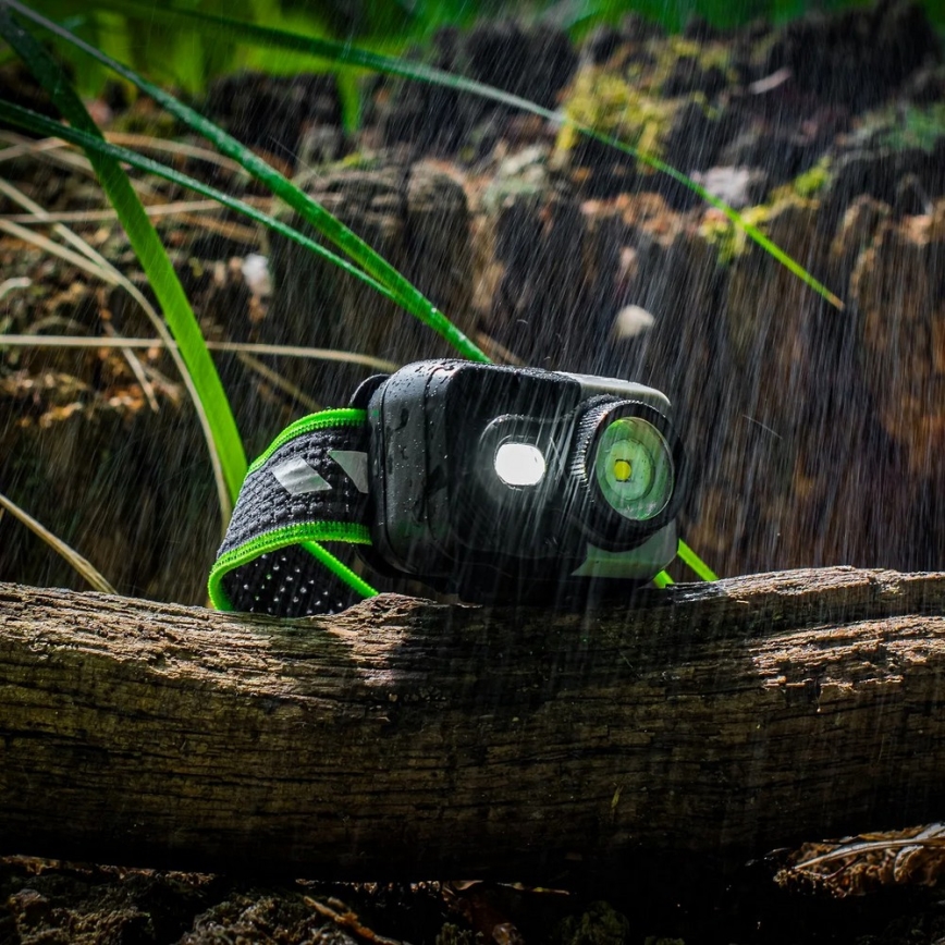 Linterna frontal LED recargable y regulable LED/10W/5V/3xAAA IP66 800 lm 1000 mAh